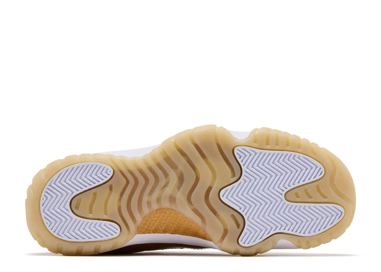 Wmns Jordan 11 Low Mothers Day