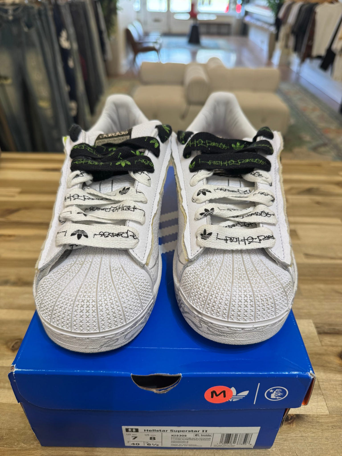 Adidas Superstar Hellstar White