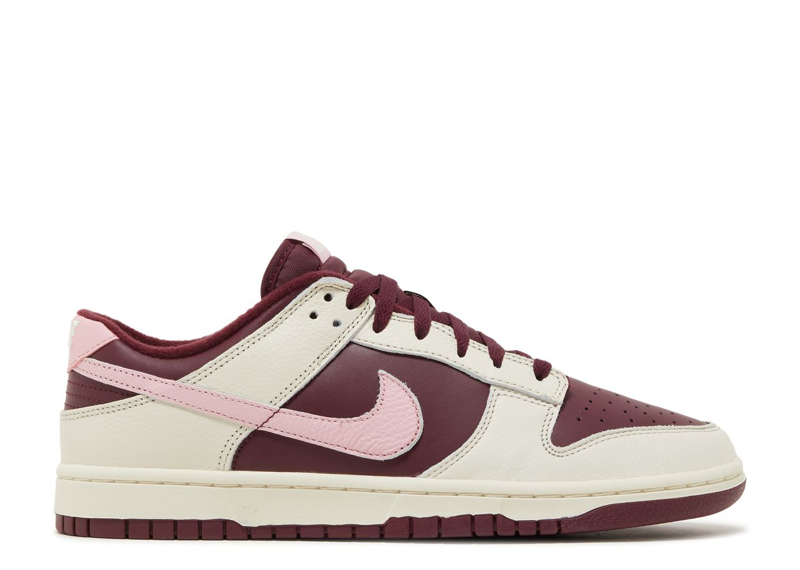 DUNK LOW PREMIUM VALENTINES DAY (Preowned)