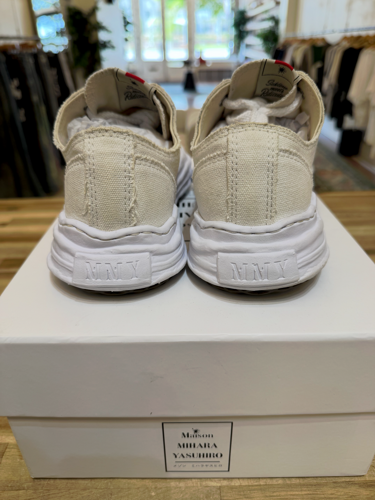 Maison Mihara Yasuhiro Hank OG Sole Canvas Low White (Preowned)